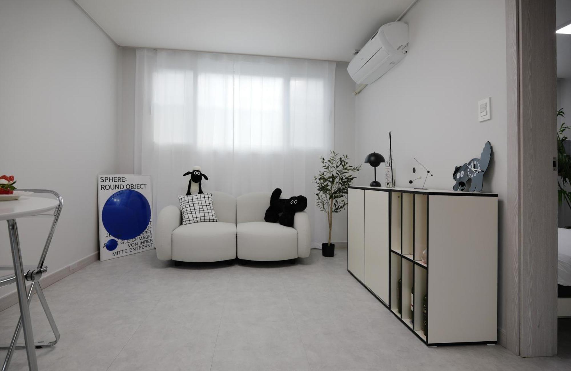 H House Yeonnam *